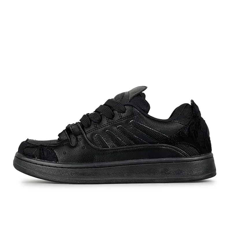 LuzaoT SUPER DRAG Skateboard Shoes Unisex Low Top Black