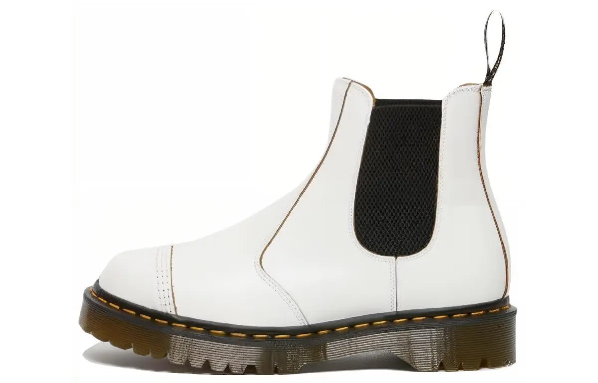 Dr.Martens Short Chelsea Boots Unisex White
