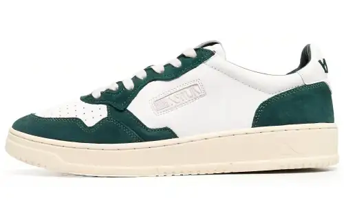AUTRY Leather Casual Skateboard Shoes Men's White Green