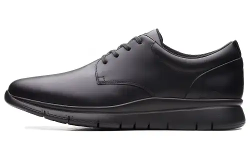 Clarks Low top Casual Shoes Men's Black