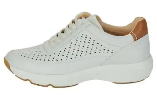 Clarks Low top Casual Shoes Women's Ecru