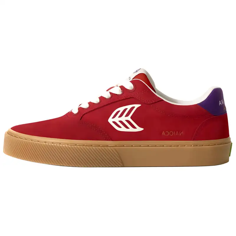 Cariuma Naioca leather lace-up sneakers