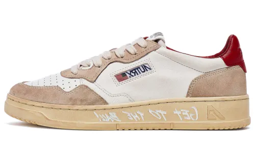 AUTRY Skateboard Shoes Women's Low Top White/Red