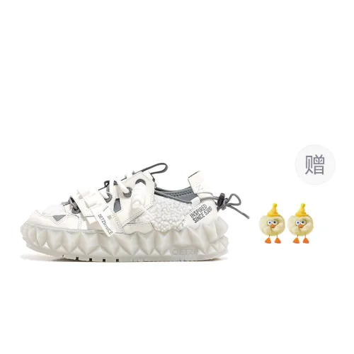 OETZI 5 Skateboard Shoes Women's Mid Top White