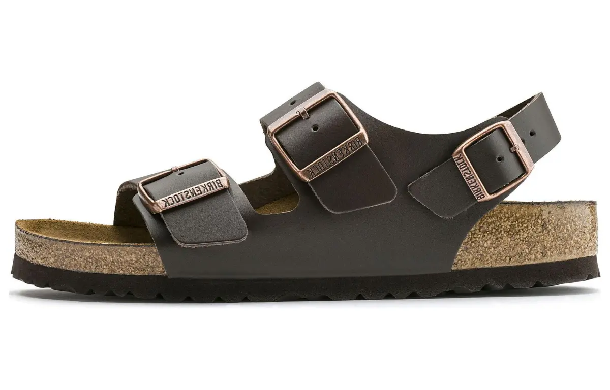 Birkenstock buckle-fastening leather sandals