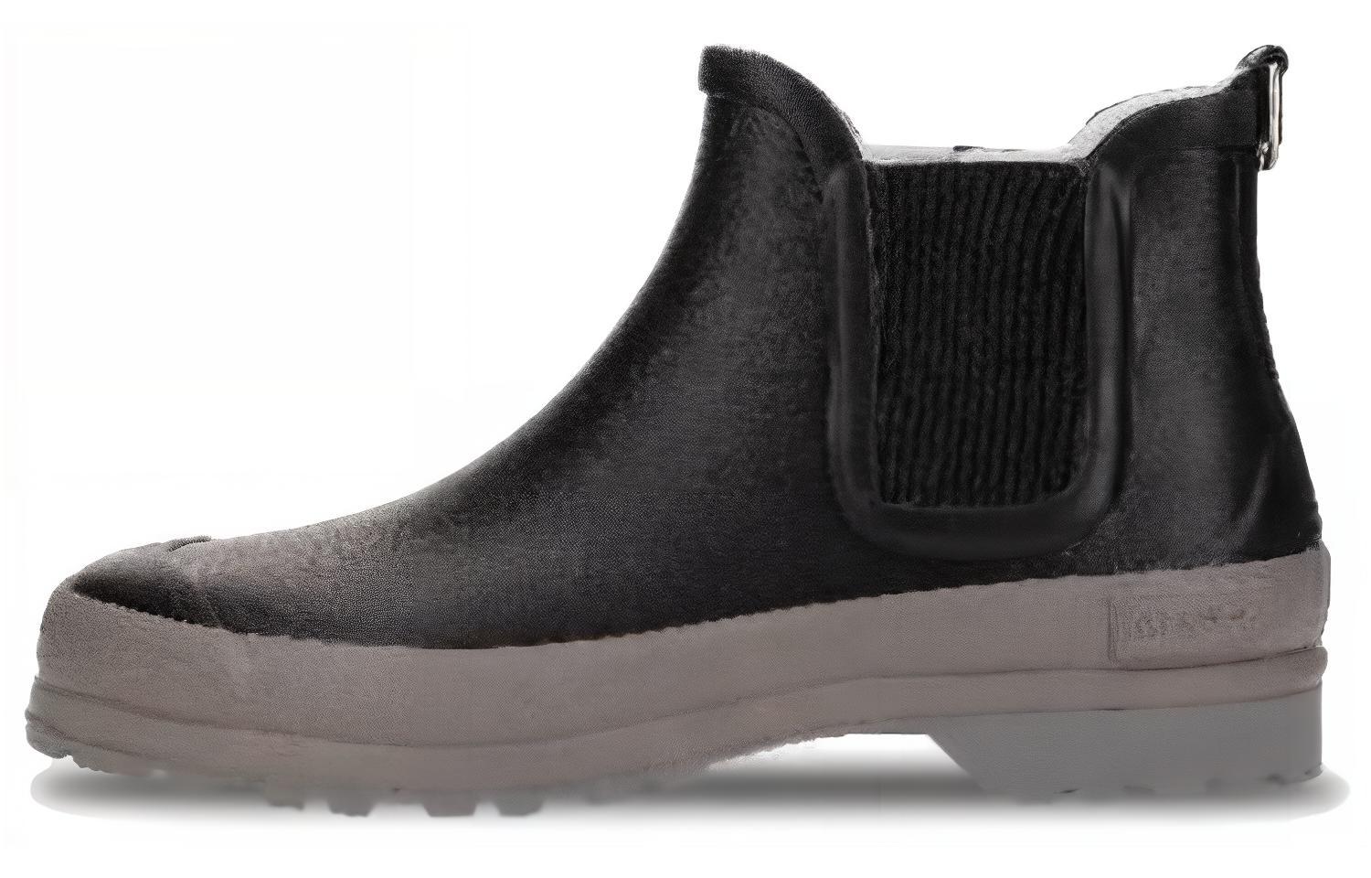 Novesta Rubber Short Chelsea Boots Unisex Black