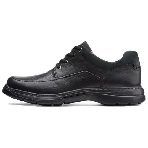 Clarks Leather Low top Casual Shoes Men's Black