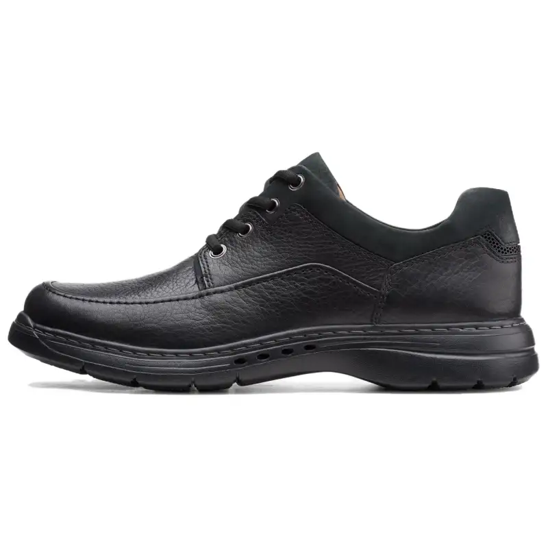 Clarks Leather Low top Casual Shoes Men's Black