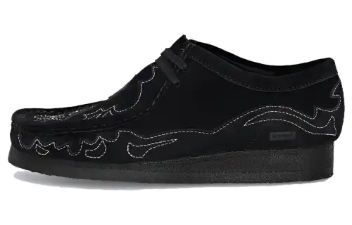 clarks Originals Wallabee Boots Supreme Western Cut Out Black