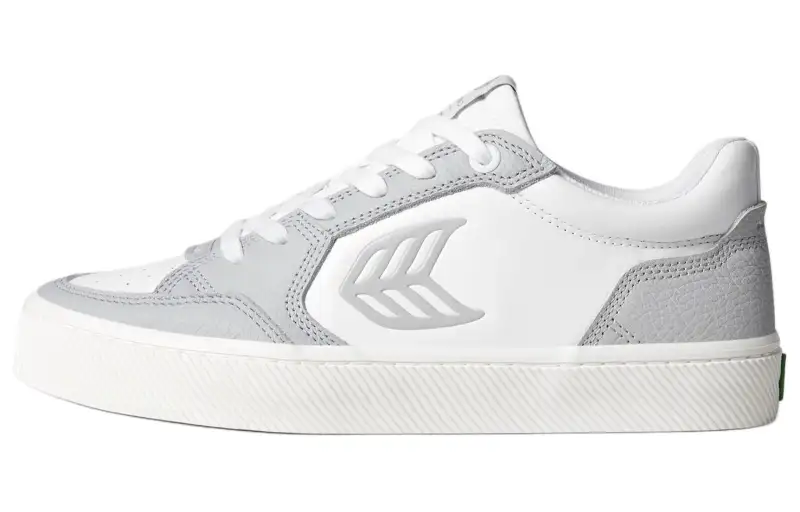 Cariuma Vallely Premium leather sneakers