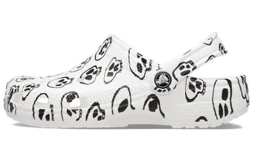 Crocs Classic Clog Skull Print White