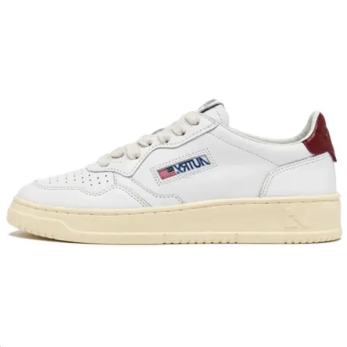 AUTRY Cow Leather Low top Skateboard Shoes Women's White