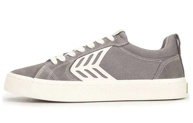 Cariuma Catiba Pro Skate sneakers