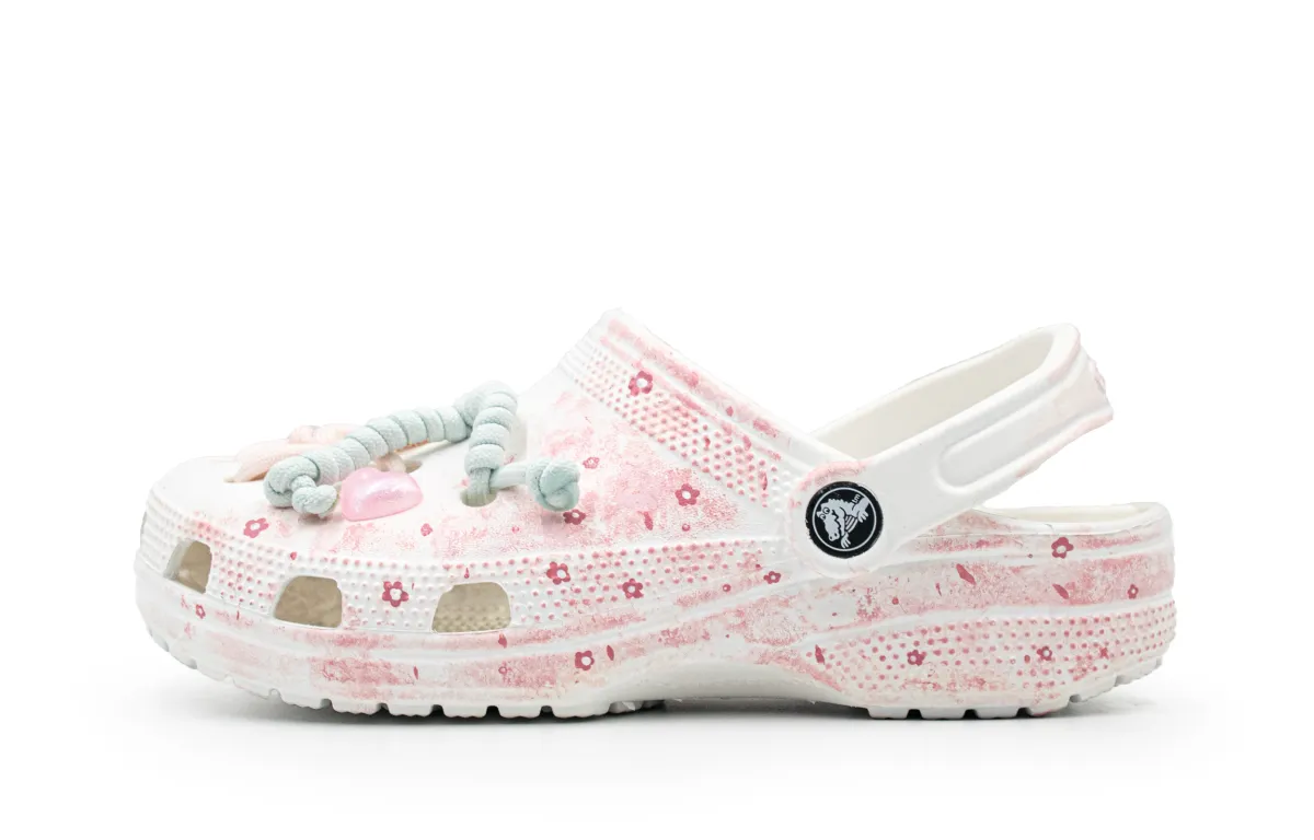 Crocs Classic Clog Flower Encounter Love Letter EVA Clogs Unisex White