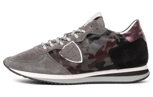 PHILIPPE MODEL Low top Casual Shoes Women's Gray Red