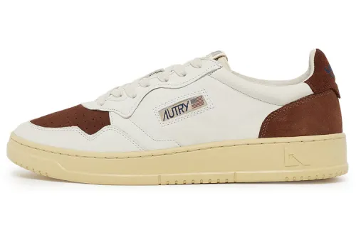 AUTRY Leather Stylish Skateboarding Shoes Men's White