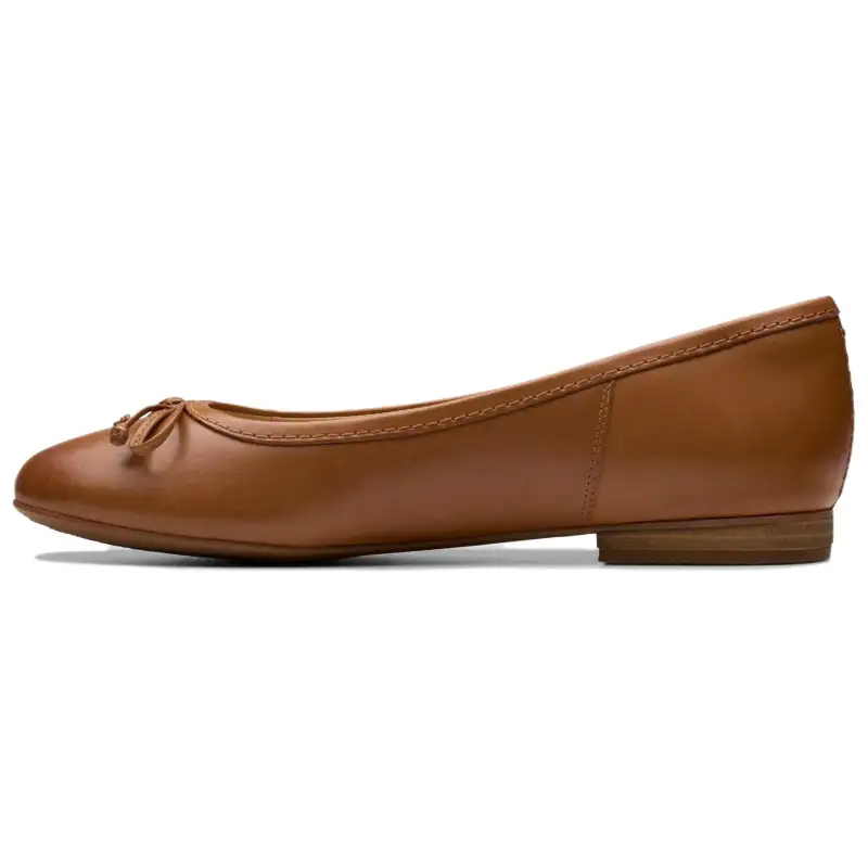 Clarks Leather Casual Shoes Women's Tan