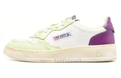 AUTRY Medalist Super Vintage Leather Sneakers