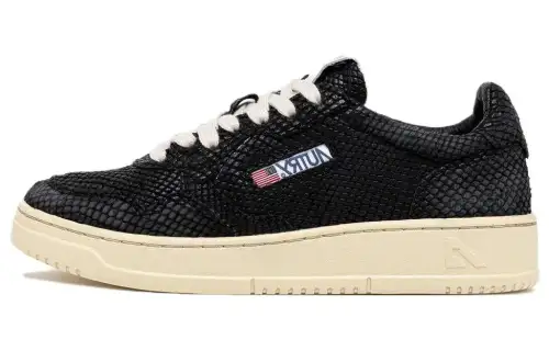 AUTRY Medalist Leather Low top Skateboard Shoes Women's Black