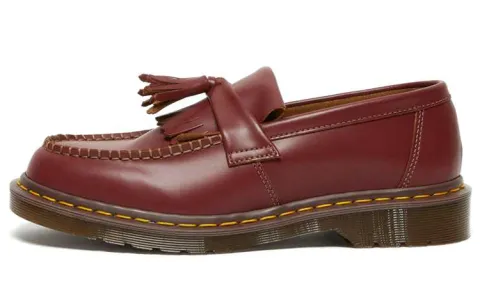 Dr.Martens Low top Casual Shoes Unisex Burgundy