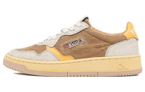 AUTRY Medalist Suede Low top Skateboard Shoes Women's White Brown