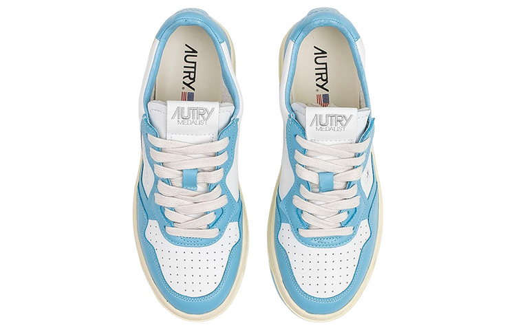 AUTRY Medalist Low Leather 'Light Blue White' Women's
