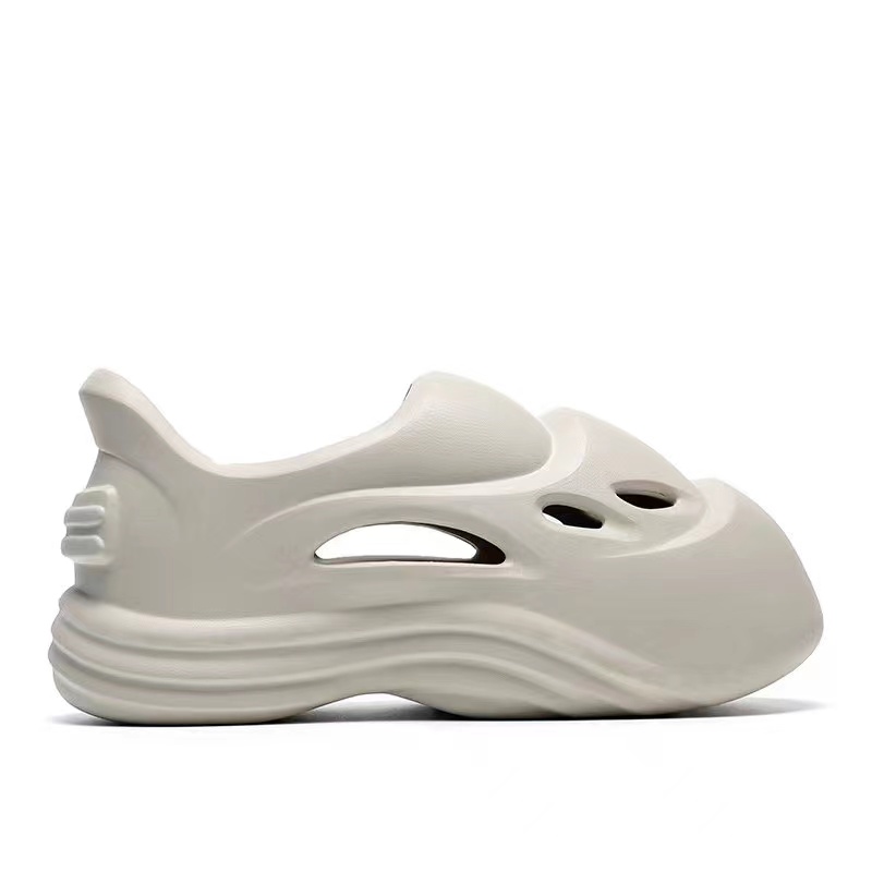 RHIME USA PROTOTYPEZ EVA Clogs Unisex Beige