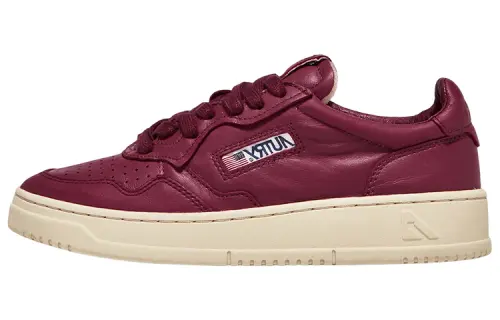 AUTRY Medalist Stylish Skateboarding Shoes Women's Burgundy