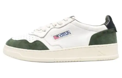AUTRY Low top Skateboard Shoes Women's White Green