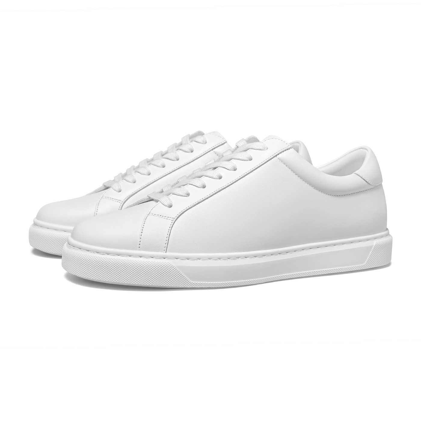 THOM WILLS White Sneakers Breathable Abrasion Resistant Cushioning Stylish Skateboarding Shoes Unisex White