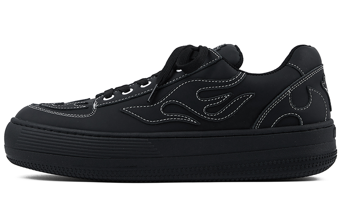WILD PITCH Overthrow Low top Skateboard Shoes Unisex Black