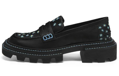COCO CAPITÁN x CHARLES&KEITH Pu Platform Shoes Women's Black