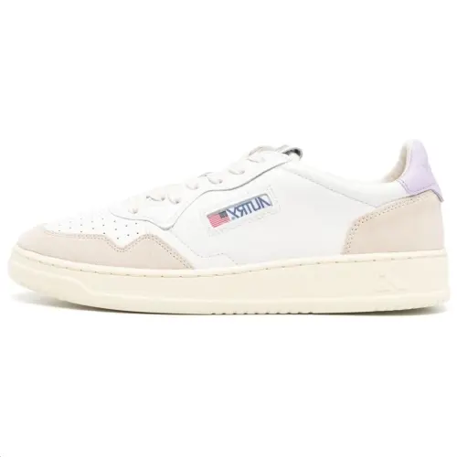 AUTRY Slip Resistant Low top Skateboard Shoes Men's White Purple