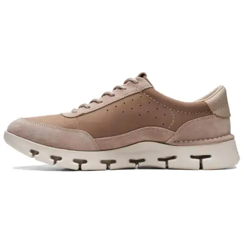 Clarks Suede Low top Casual Shoes Men's Light Brown