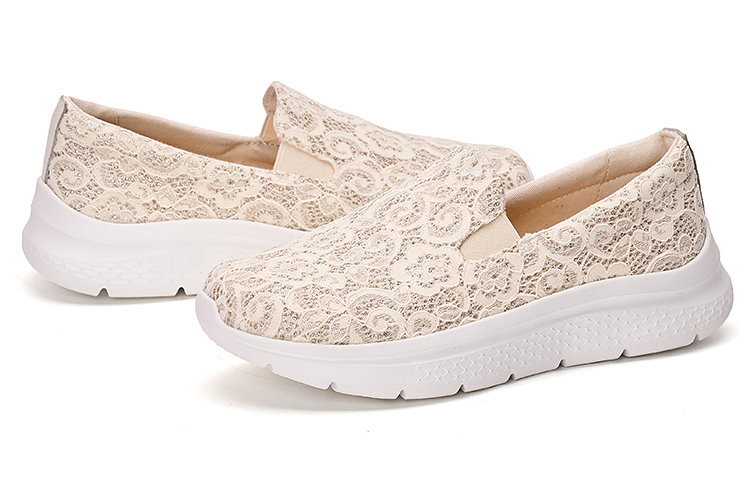 Joy&Mario Fabric Breathable And Lightweight Low top Casual Shoes Women’s
