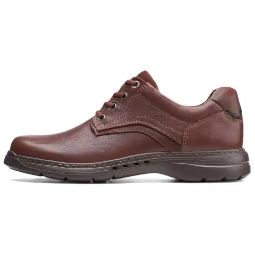 Clarks Leather Low top Casual Shoes Men's Red Brown