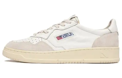 AUTRY Medalist Leather Sneakers