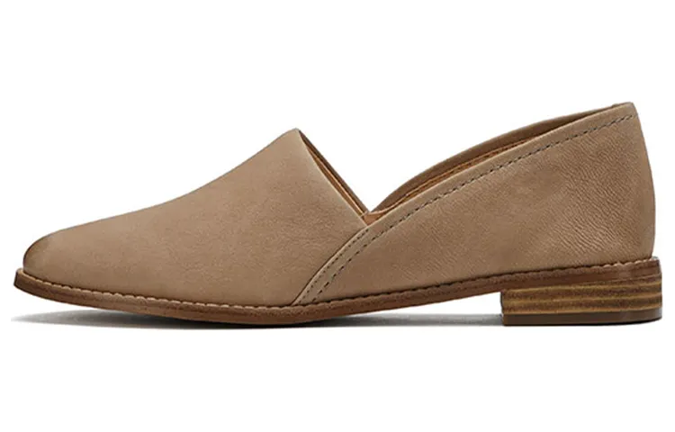 Clarks Women's Casual Shoes Women's Low Top Sand