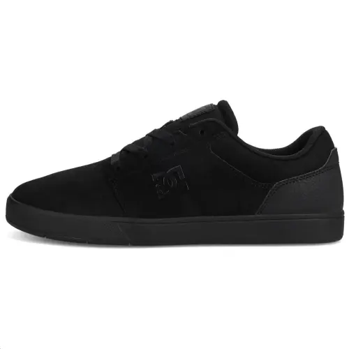 DC Shoes Low top Skateboard Shoes Men's Black
