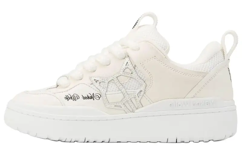 Naked Wolfe Area Leather Low top Skateboard Shoes Women's White