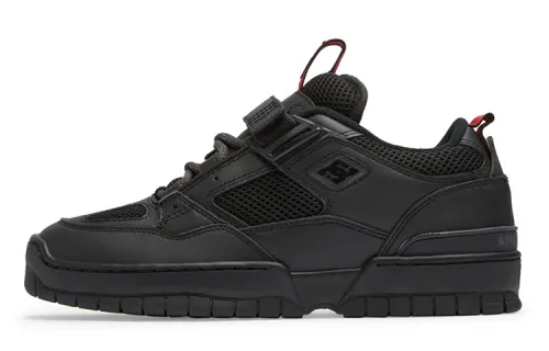 SHANAHAN x DC Shoes Low top Casual Shoes Men's Black