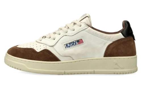 AUTRY Logo-patch Leather Sneakers
