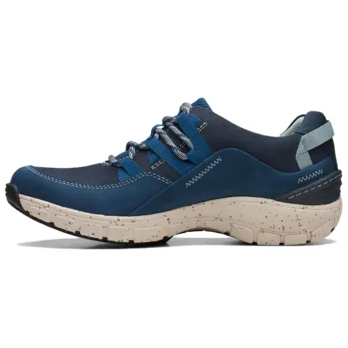 Clarks Leather Low top Casual Shoes Women's Blue