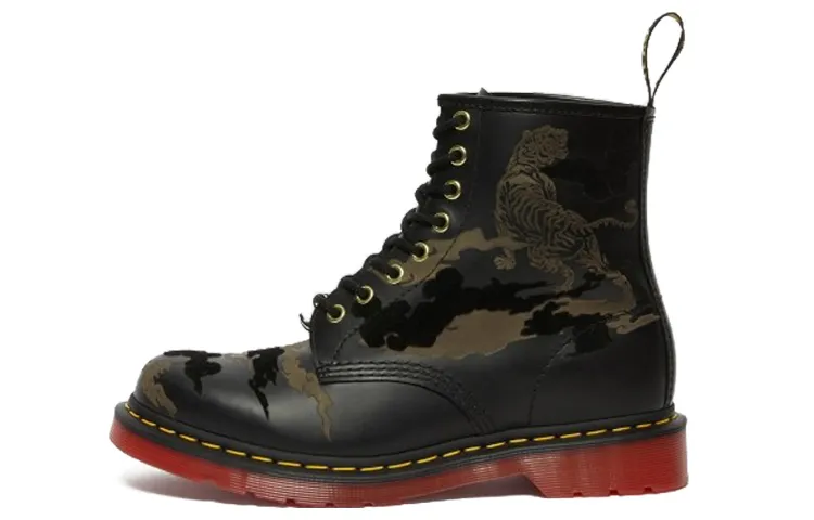 Dr. Martens Unisex 1460 Yott Combat Boots Black