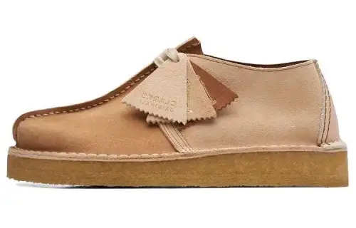 Clarks Originals Leather Low top Casual Shoes Women's Brown