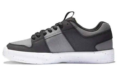 DC Shoes Slip Resistant Abrasion Resistant Low top Casual Shoes Women's Black Gray Green