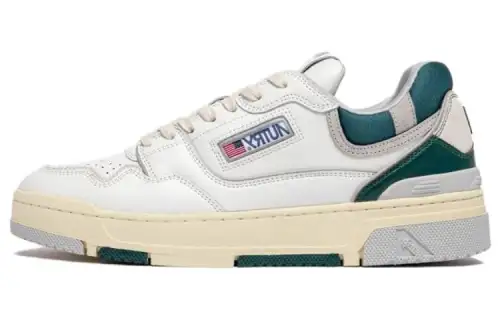 AUTRY CLC Leather Chunky Sneakers