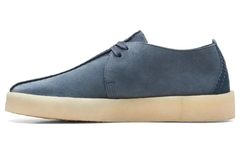 Clarks suede trek cup shoes