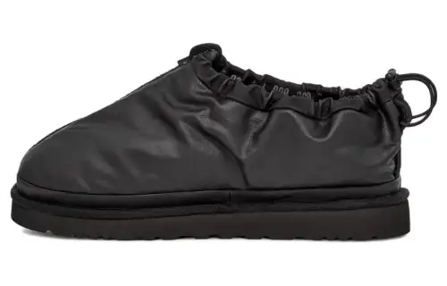 UGG Tasman Shroud Zip Slipper Black