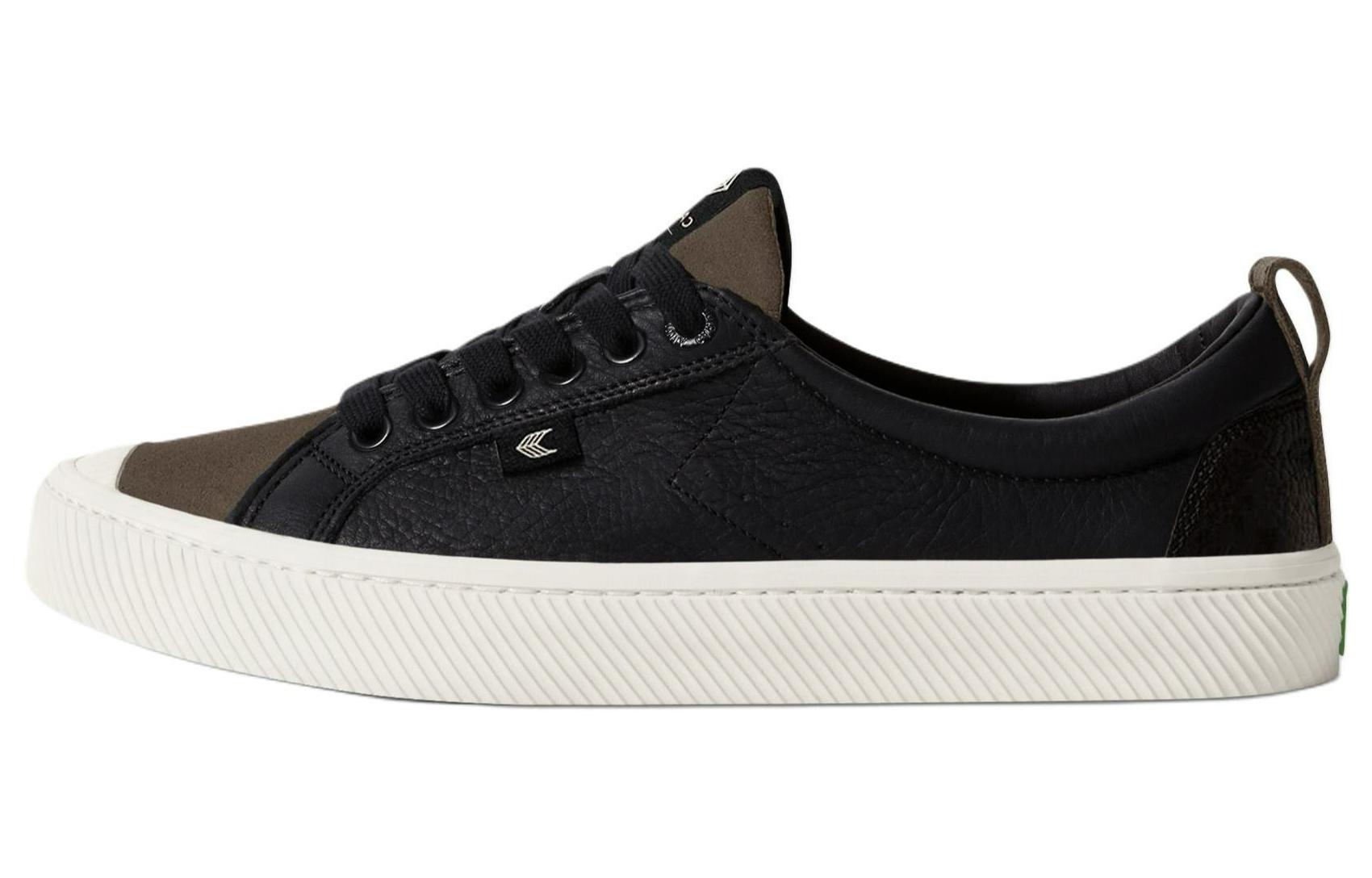 Cariuma Oca leather sneakers